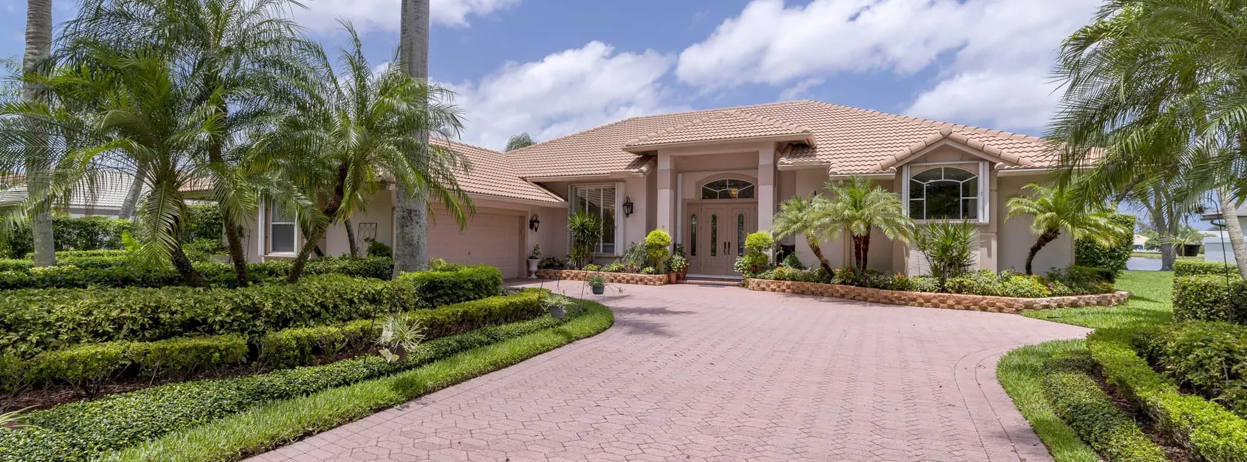 Just Listed | 137 Brookhaven Court