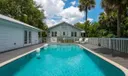 708 SE Riverside Drive Photo