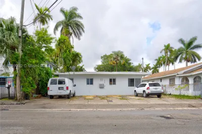 2730 NW 19th Ave 1