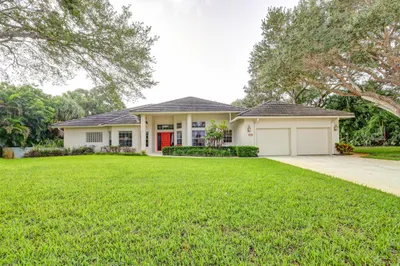 9 Oakwood Drive 1