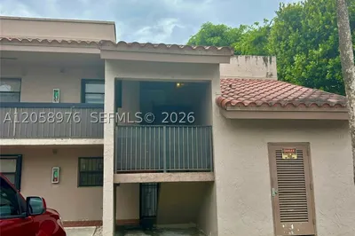 210 W Park Dr #201-2 1