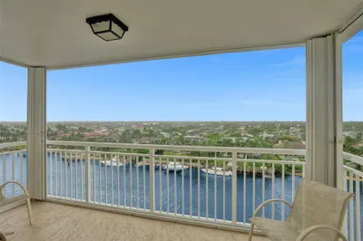 1050 HILLSBORO MILE #805W 1