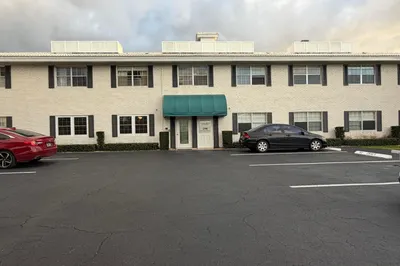298 SW 6TH Street #1090 1