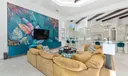 314 W Riverside Drive Photo