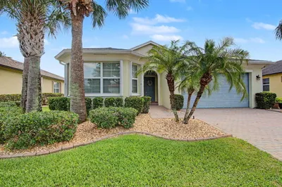11861 SW Crestwood Circle 1