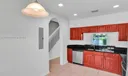 8239 SW 27th St #102 Photo