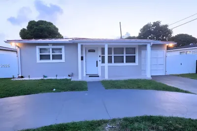 420 S 28th Ave 1