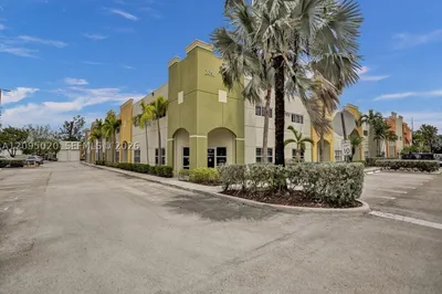 2051 NW 112th Ave #109 1
