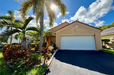 4340 Pine Ridge Ct 1