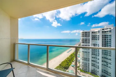 16699 Collins Ave #2601 1