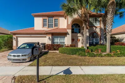 3887 Hamilton Key 1
