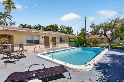409 NW 25TH Street #1 1