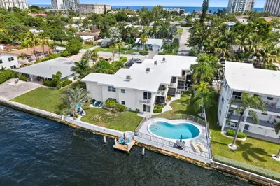 615 S Riverside Drive #7 1