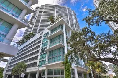 90 SW 3rd St #3604 1