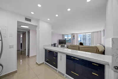 2801 NE 183rd Street #1606w 1