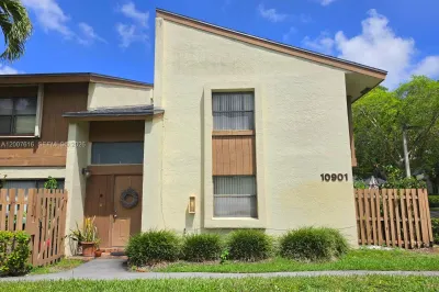 10901 SW 113th Pl #66B 1