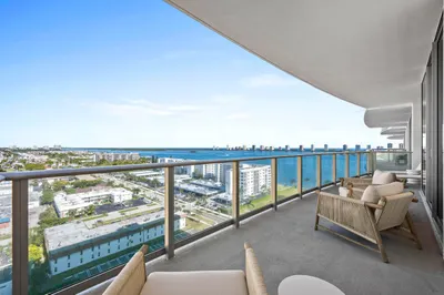 220 Lake Shore Drive #1413 1