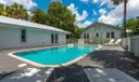 708 SE Riverside Drive Photo