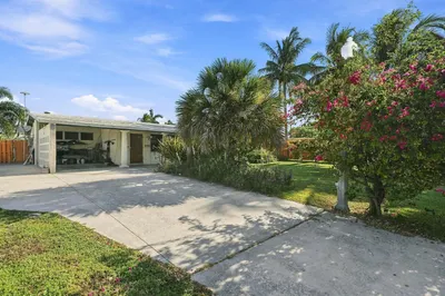 2511 NE 12th Court 1