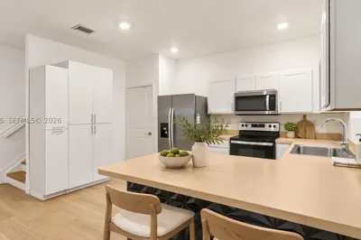 1791 SE 9th Ter 1