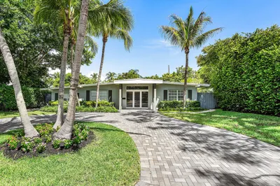 233 Lake Terrace 1