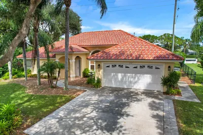 277 Crane Pt Point N 1