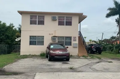 Exterior 2