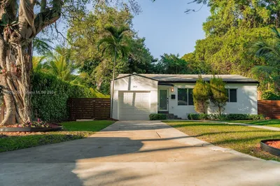 147 NW 87th St 1