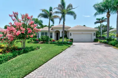 4241 Diamond Square 1