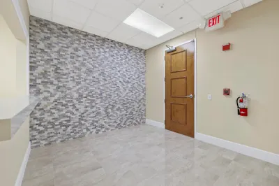 1880 N Congress Avenue #214 1