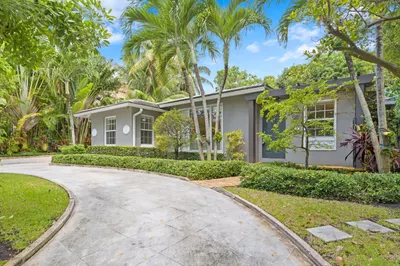 733 Sunset Road 1