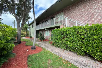 1353 HOLLY HEIGHTS Drive #5 1