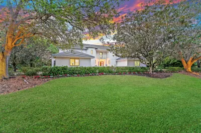 18385 SE Village Circle 1