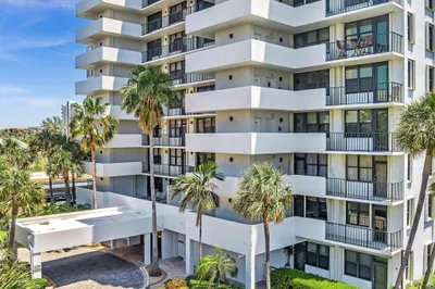 4600 S Ocean Boulevard #502 1