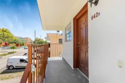 642 E 2nd Ave #A 1