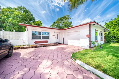 4360 NW 32nd Ct 1