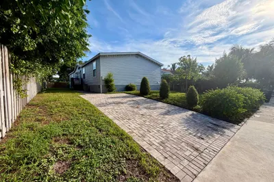 755 Ridgewood Drive 1
