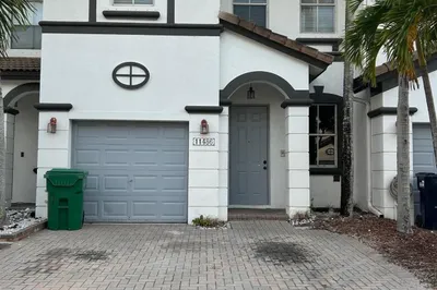 11486 NW 77th Street 1