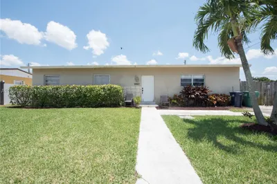 16610 SW 294th Ter 1