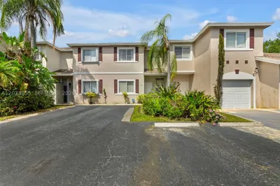 783 NW 42nd Pl 1