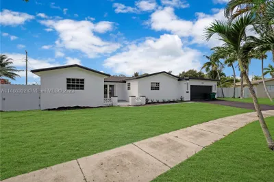 570 NW 202nd Ter 1