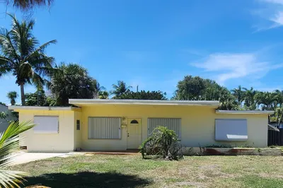 2585 Conroy Drive 1