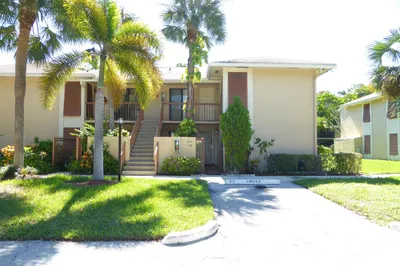 3939 NE 5TH Avenue #A208 1