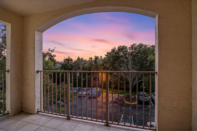 4041 SAN MARINO Boulevard #307 1