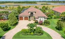 7673 Maywood Crest Drive Photo
