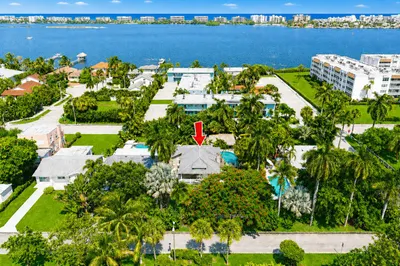 1424 S Palmway 1