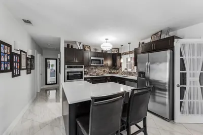 517 Ibis Drive 1