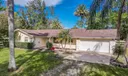 11987 Sunset Boulevard Photo
