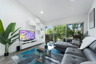 8851 Wiles Road #Apt 304 1