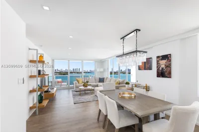 1000 West Ave #1011 1